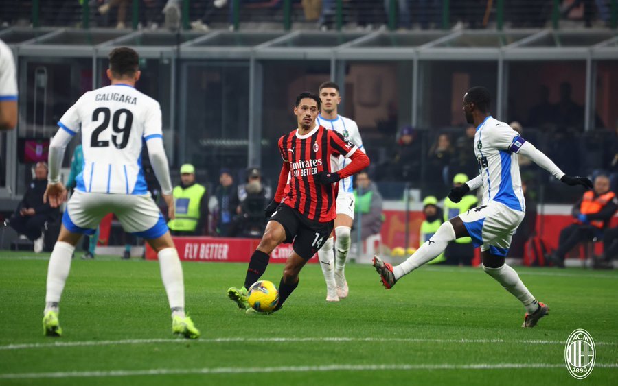 ac Milan bungkam Sasuolo 6-1