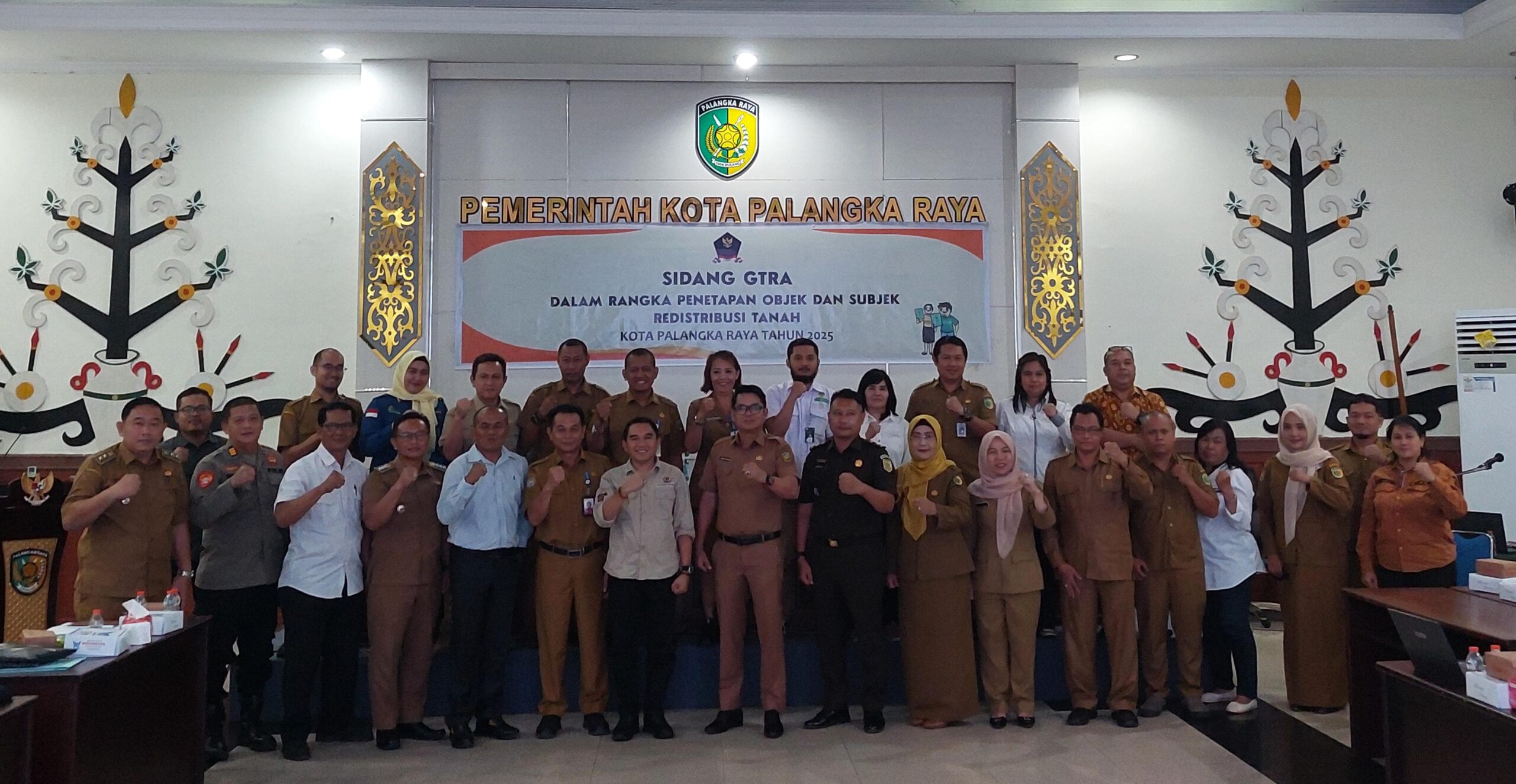 Pemerintah Kota Palangka Raya bersama Kantor Pertanahan Kota Palangka Raya menggelar Sidang Gugus Tugas Reforma Agraria (GTRA) di Aula Kantor Wali Kota Palangka Raya pada Selasa (6/5/2025).