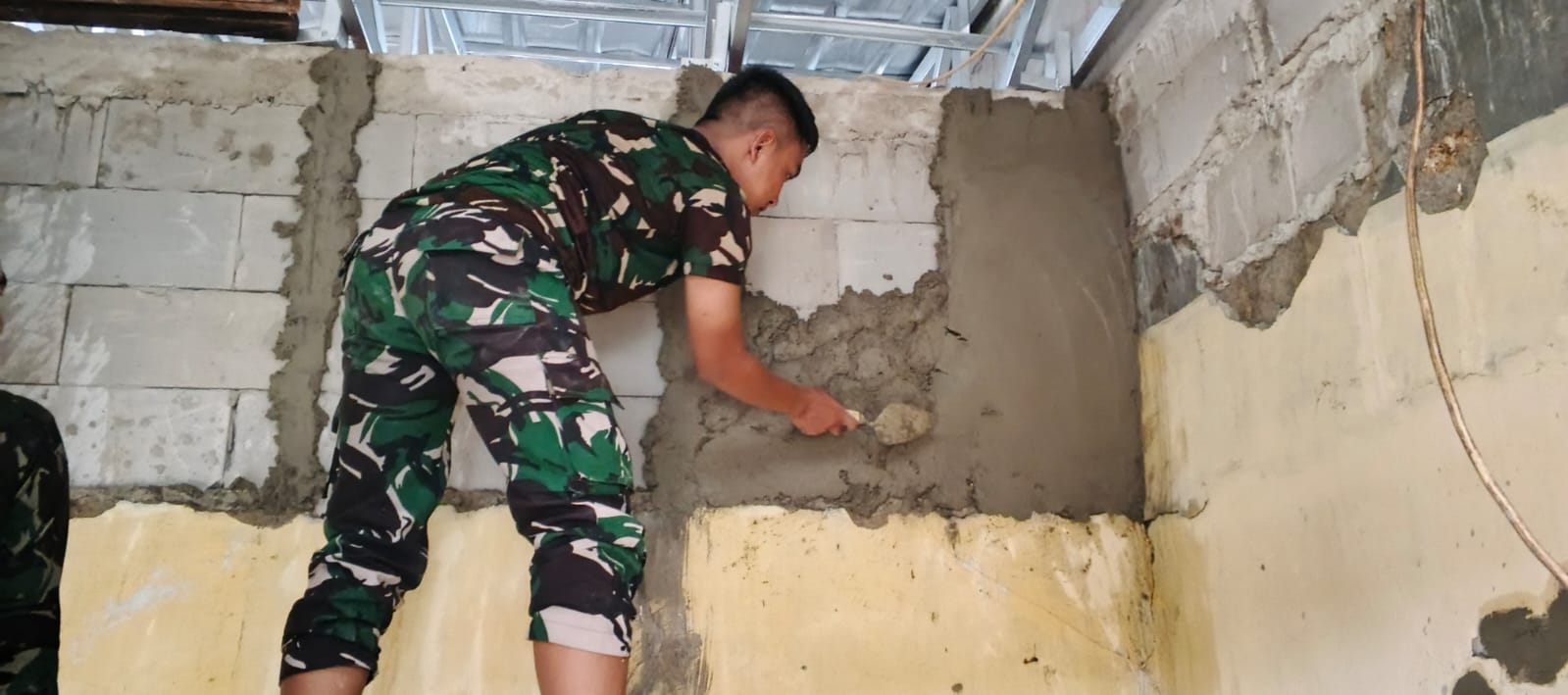 TMMD Ke-124 Depok: Pembangunan Fisik Rumah Warga Masuki Tahap Awal