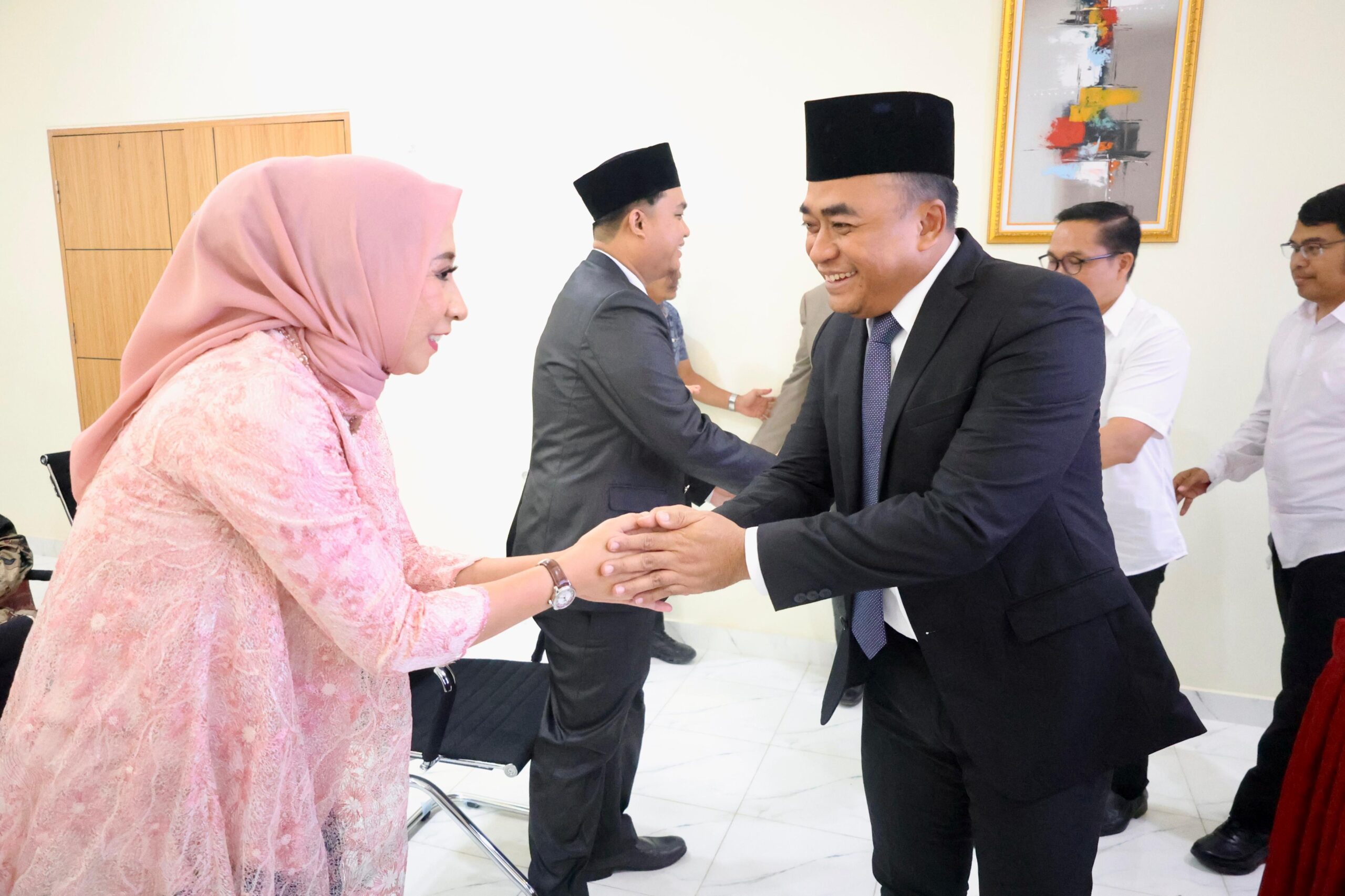 Kantor Pertanahan Kabupaten Banyuasin, Sumatra Selatan, resmi melantik dan mengambil sumpah jabatan tiga Pejabat Pembuat Akta Tanah (PPAT) baru untuk wilayah kerjanya.