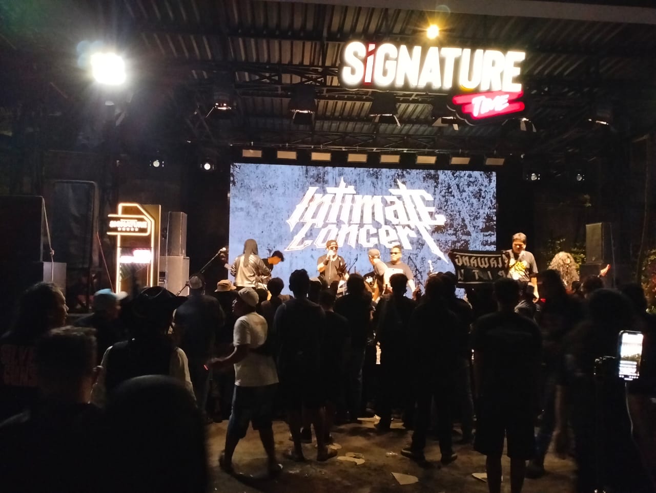 Tegal Menyala! Lawang Pitu Menggebrak dengan Intimate Concert dan Peluncuran Album