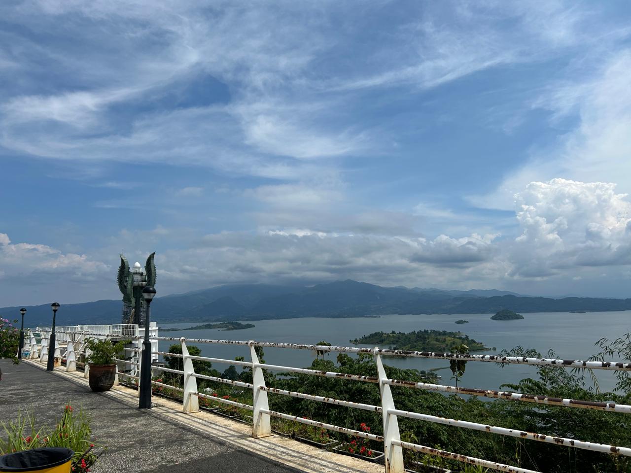 PLN Dorong Transisi Energi, Listrik Bersih Hadir untuk Rakyat Jawa Barat