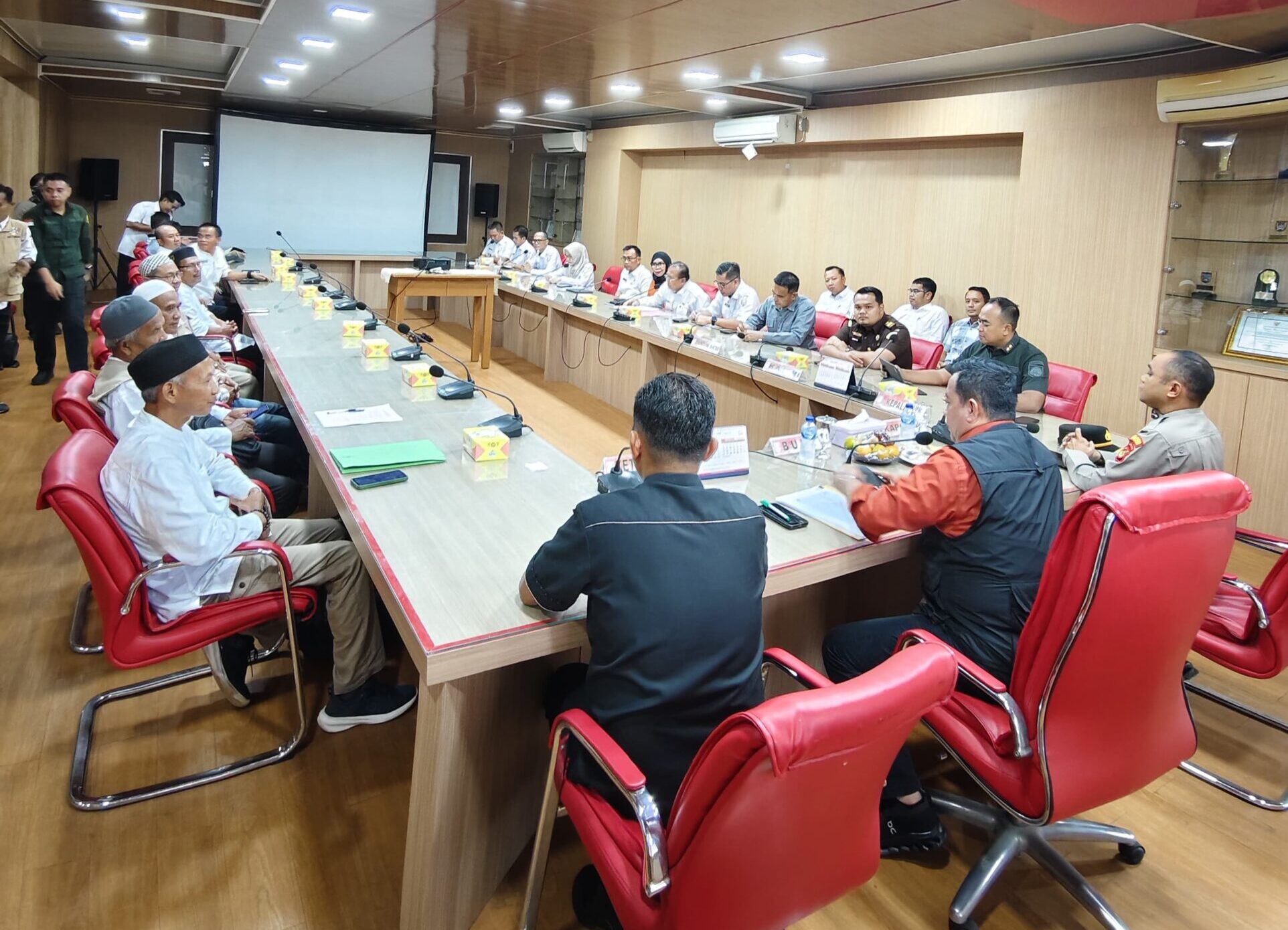 Warga Desa Sungai Gerong Jangan khawatir Diusir