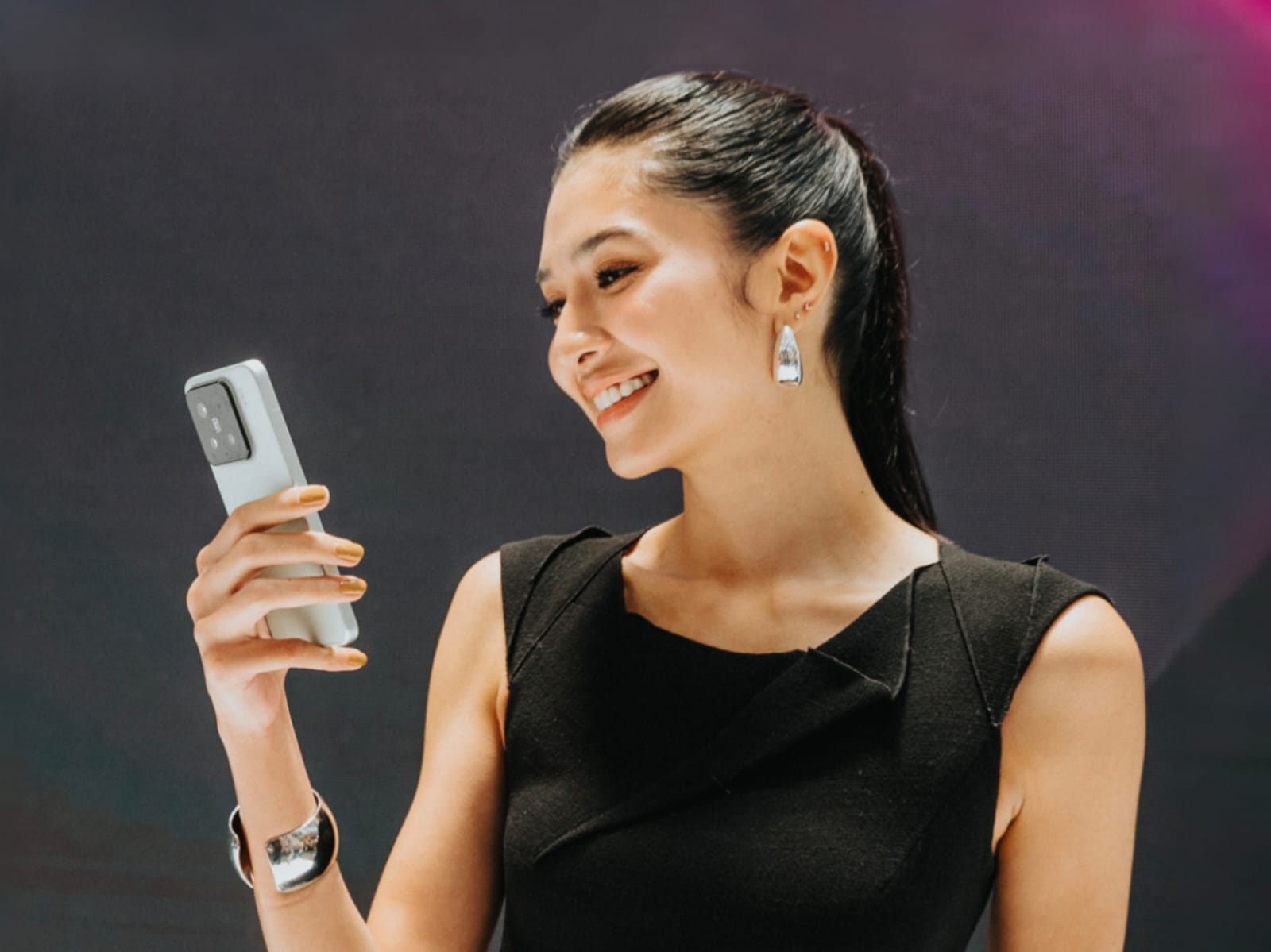 HP Compact Flagship Makin Diminati di Indonesia, Tren Pencarian Naik 1.150%