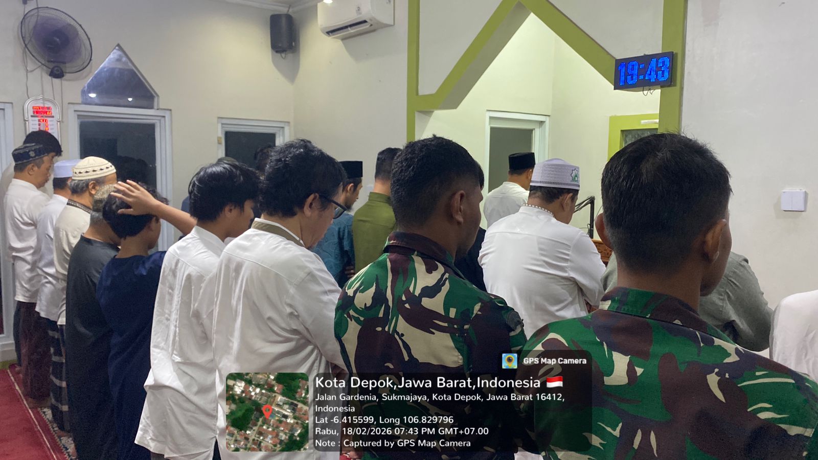 Harmoni Ramadhan di Lokasi TMMD Sukmajaya