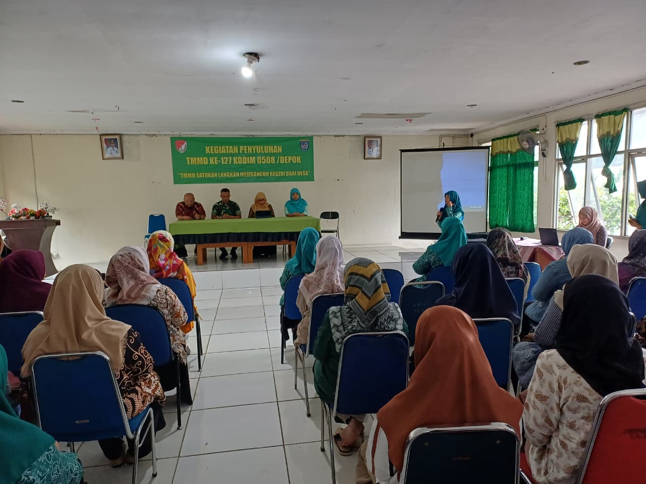 Ketika TNI Bicara Kesehatan, Warga Cilodong Temukan Pencerahan
