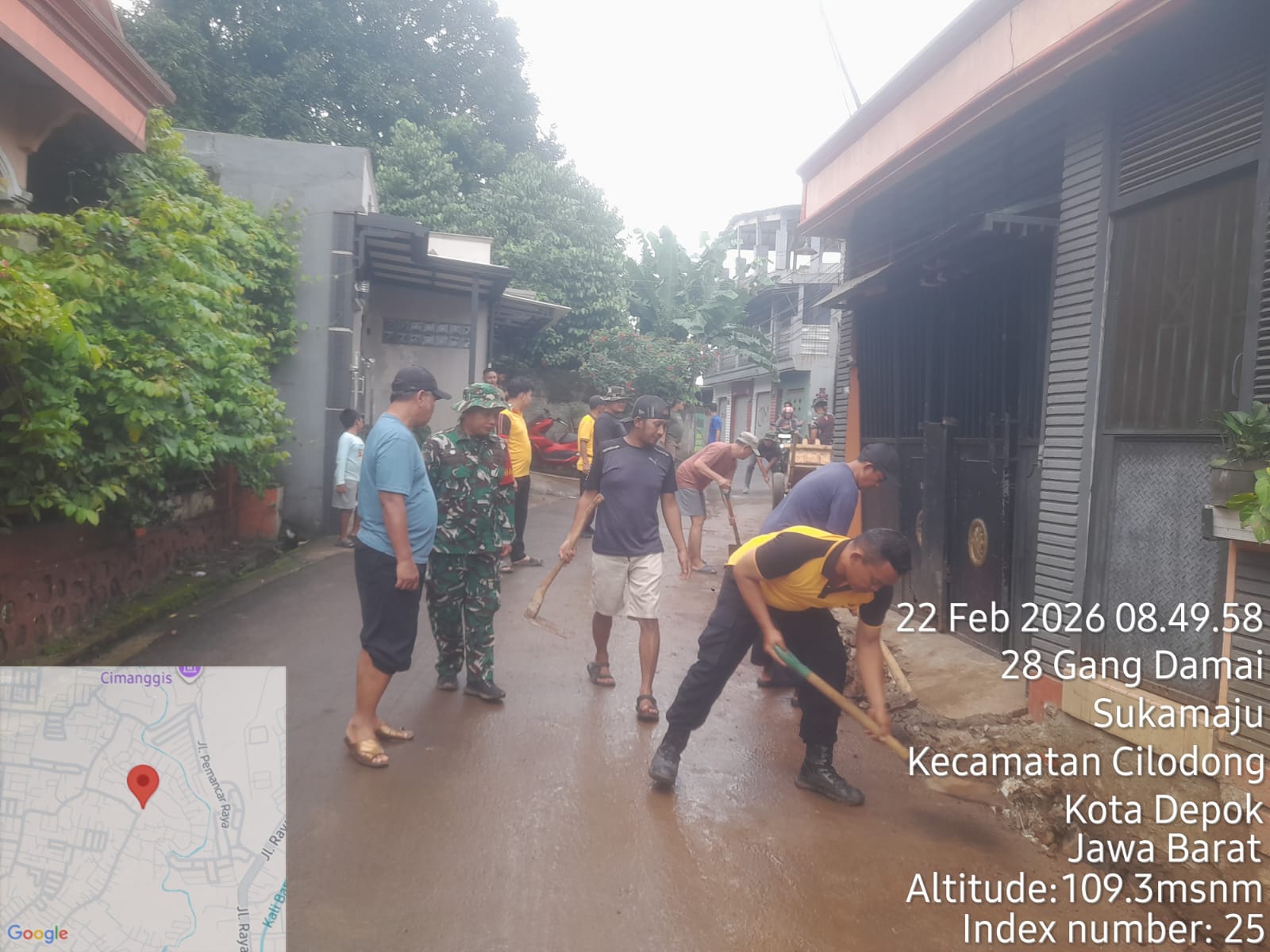 Gerimis Tak Halangi Progres Drainase TMMD di Cilodong