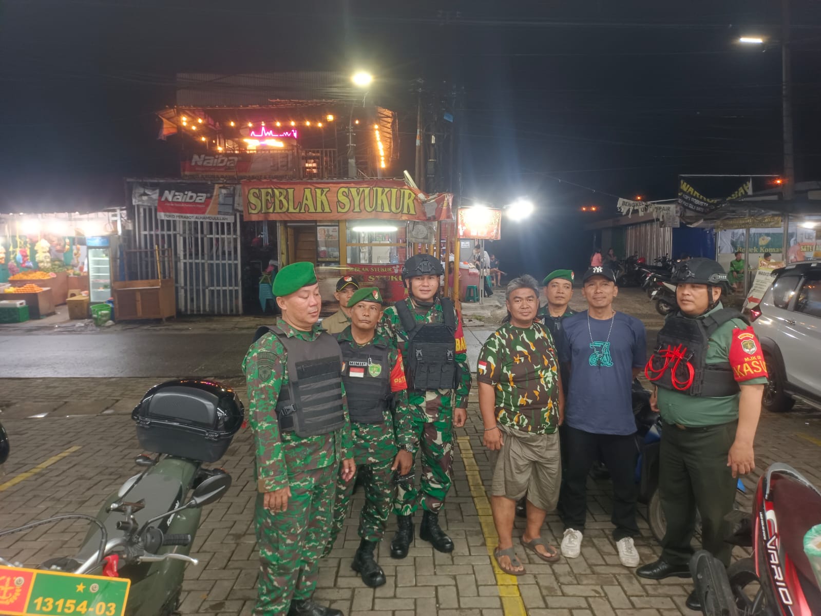 Koramil Cimanggis Bersama Polsek dan Komduk Gelar Patroli Malam