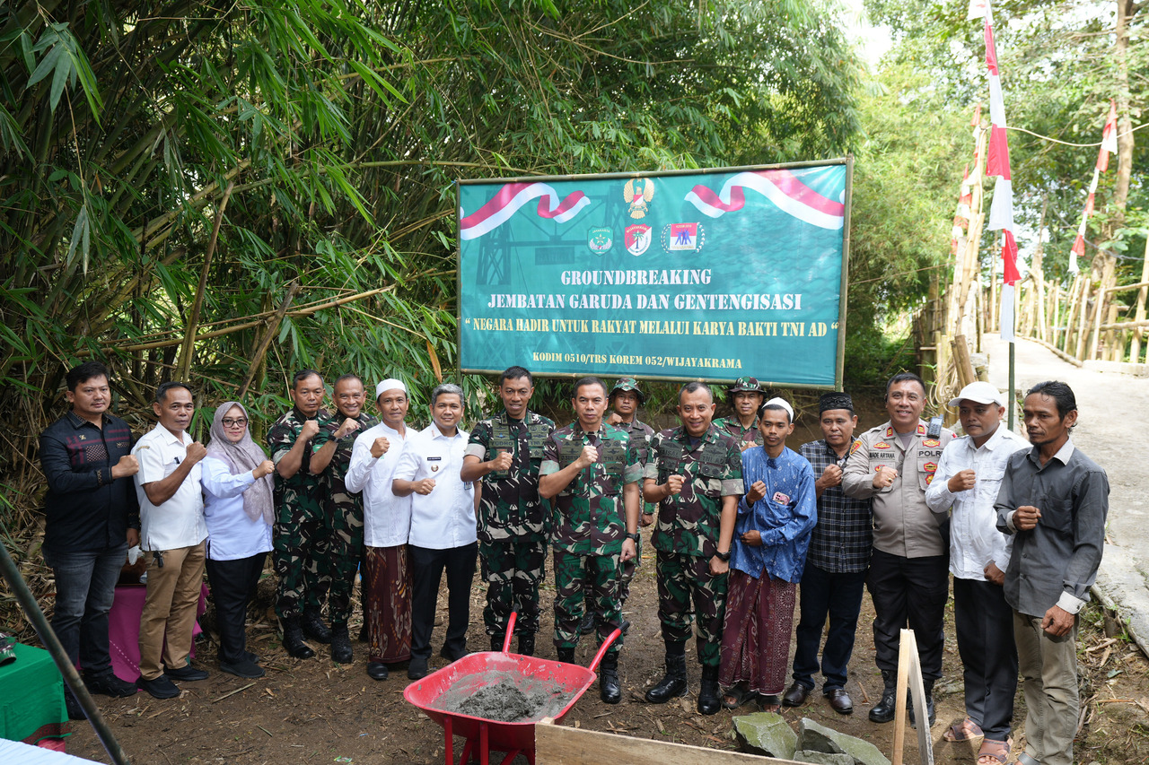 Pangdam Jaya Tinjau Pembangunan Jembatan Garuda, Wujud Kepedulian TNI untuk Rakyat