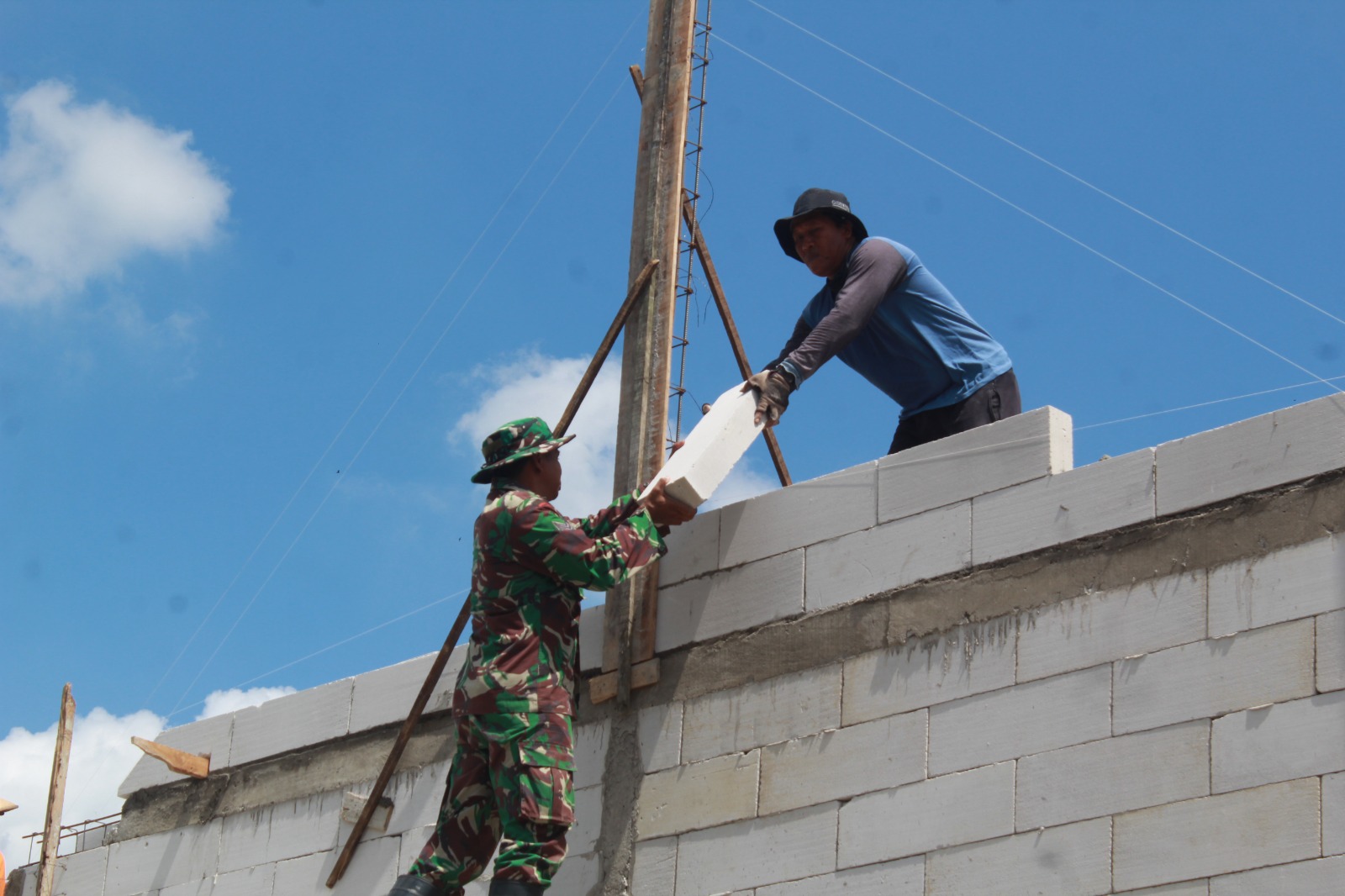TMMD Reguler ke-128 Kodim Pati: TNI dan Warga Kompak Percepat Renovasi RTLH di Desa Godo