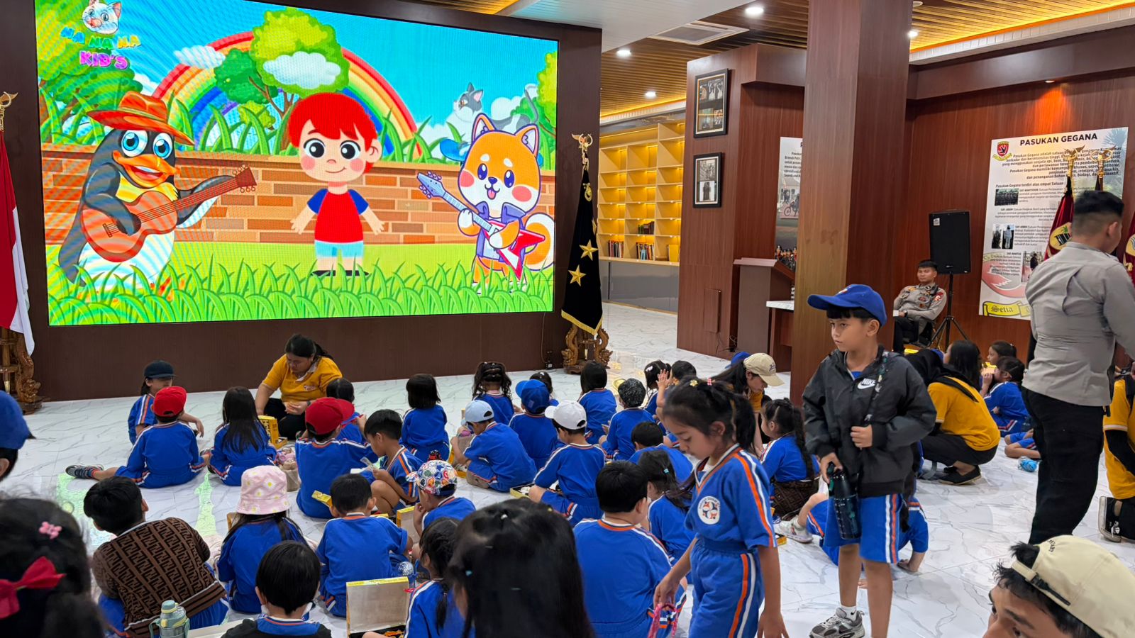 Belajar Sambil Bermain, 97 Siswa TK Global Mandiri Serap Nilai Disiplin di Wisata Juang Brimob