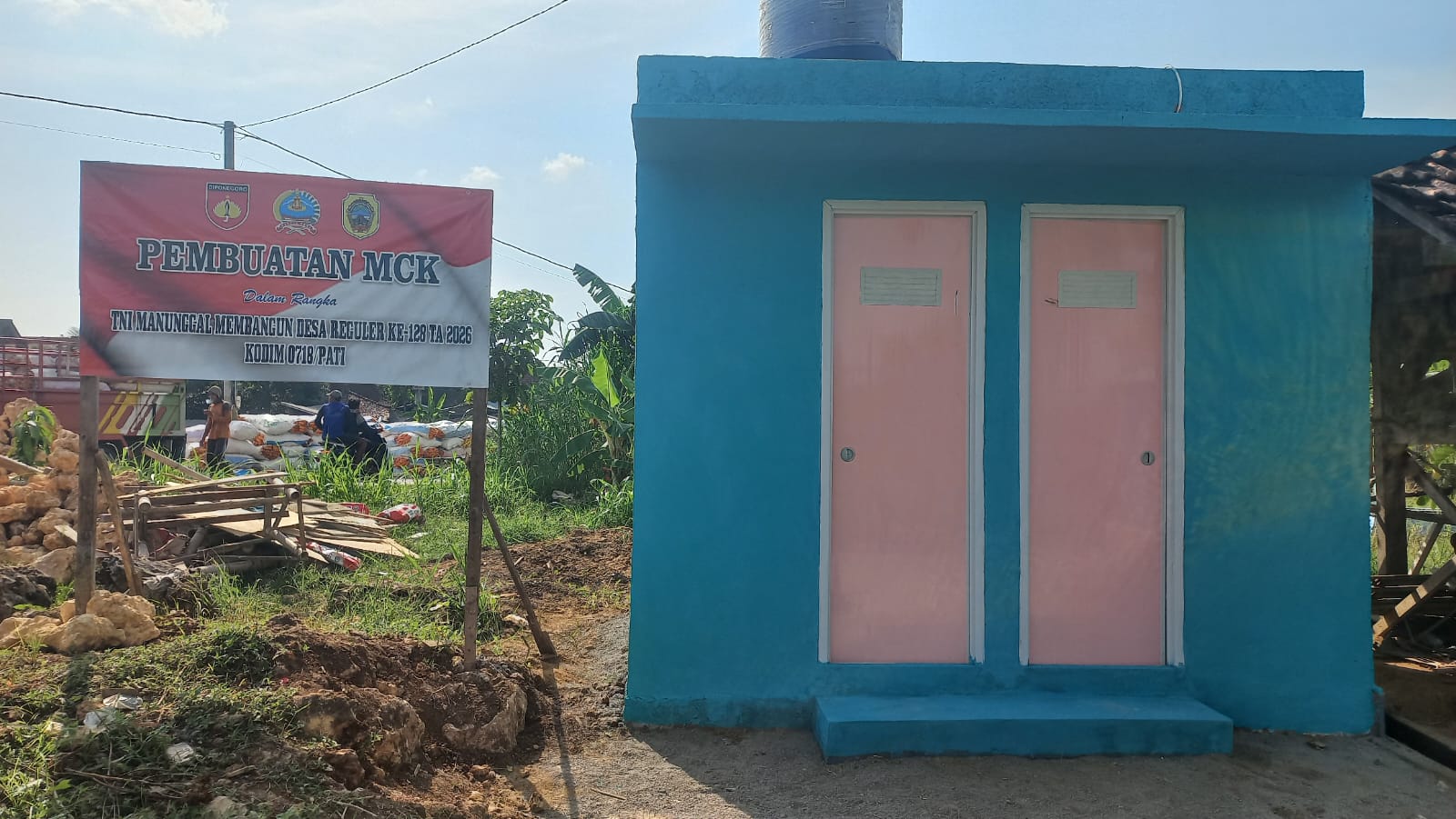 TMMD Kodim Pati Rampungkan Pembangunan MCK di Area Pemakaman Desa Godo