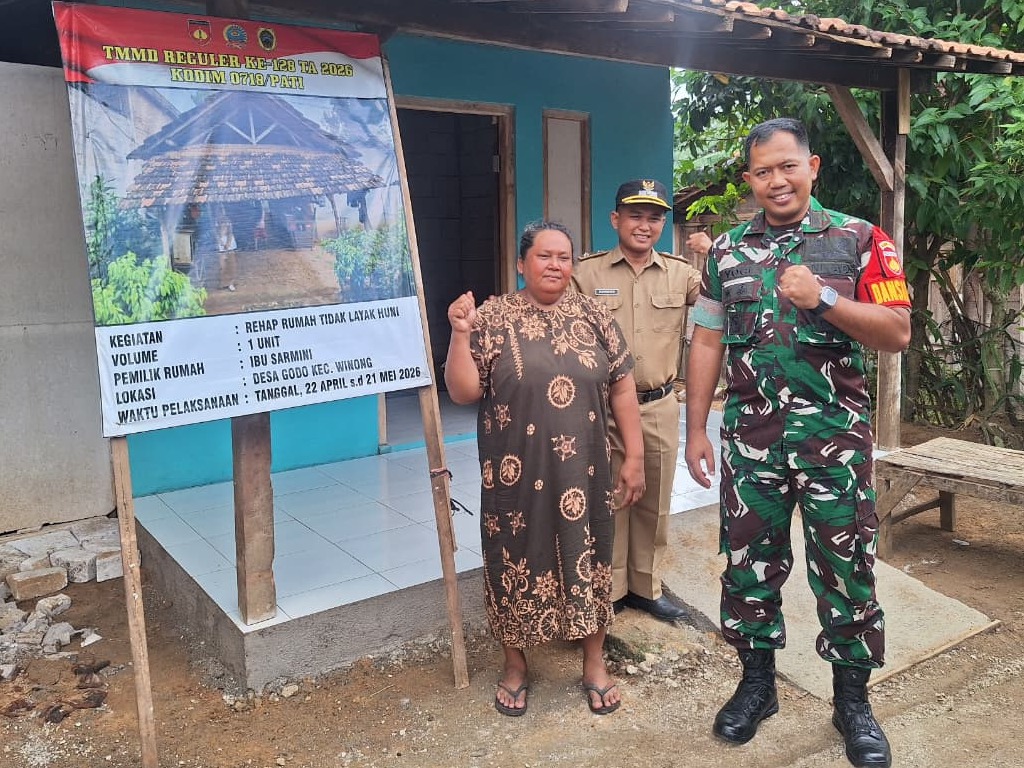 Dansatgas TMMD Tinjau RTLH Milik Ibu Sumarni, Wujud Kepedulian untuk Warga Desa Godo