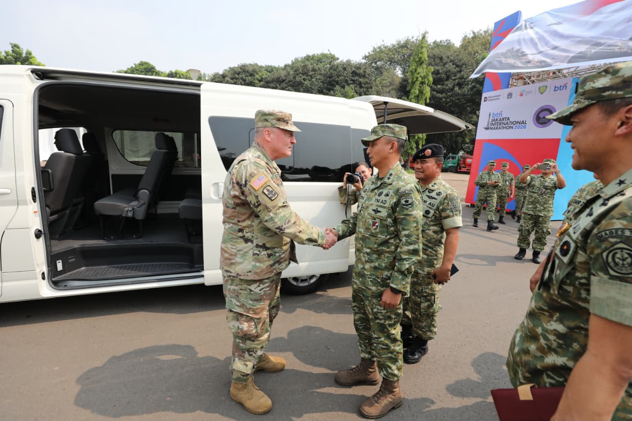Kasdam Jaya Sambut Delegasi Hawaii National Guard dalam Static Show PHH di Monas