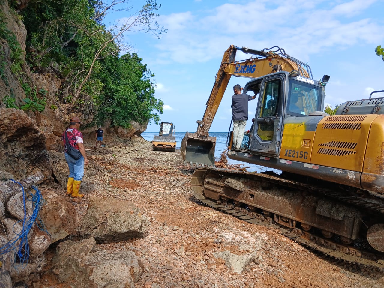 Pembukaan Jalan Penghubung Kepulauan Umbele Capai Progres 25 Persen