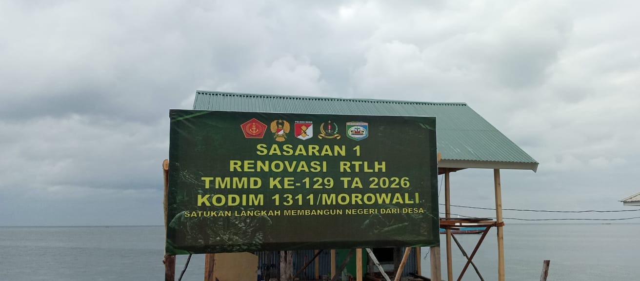 Renovasi RTLH Milik Ibu Syamsiah di Desa Umbele Rampung Dipasangi Atap oleh Satgas TMMD